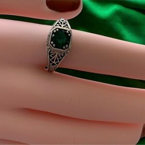 Green quartz antique style.925 ring, size 7 3/4